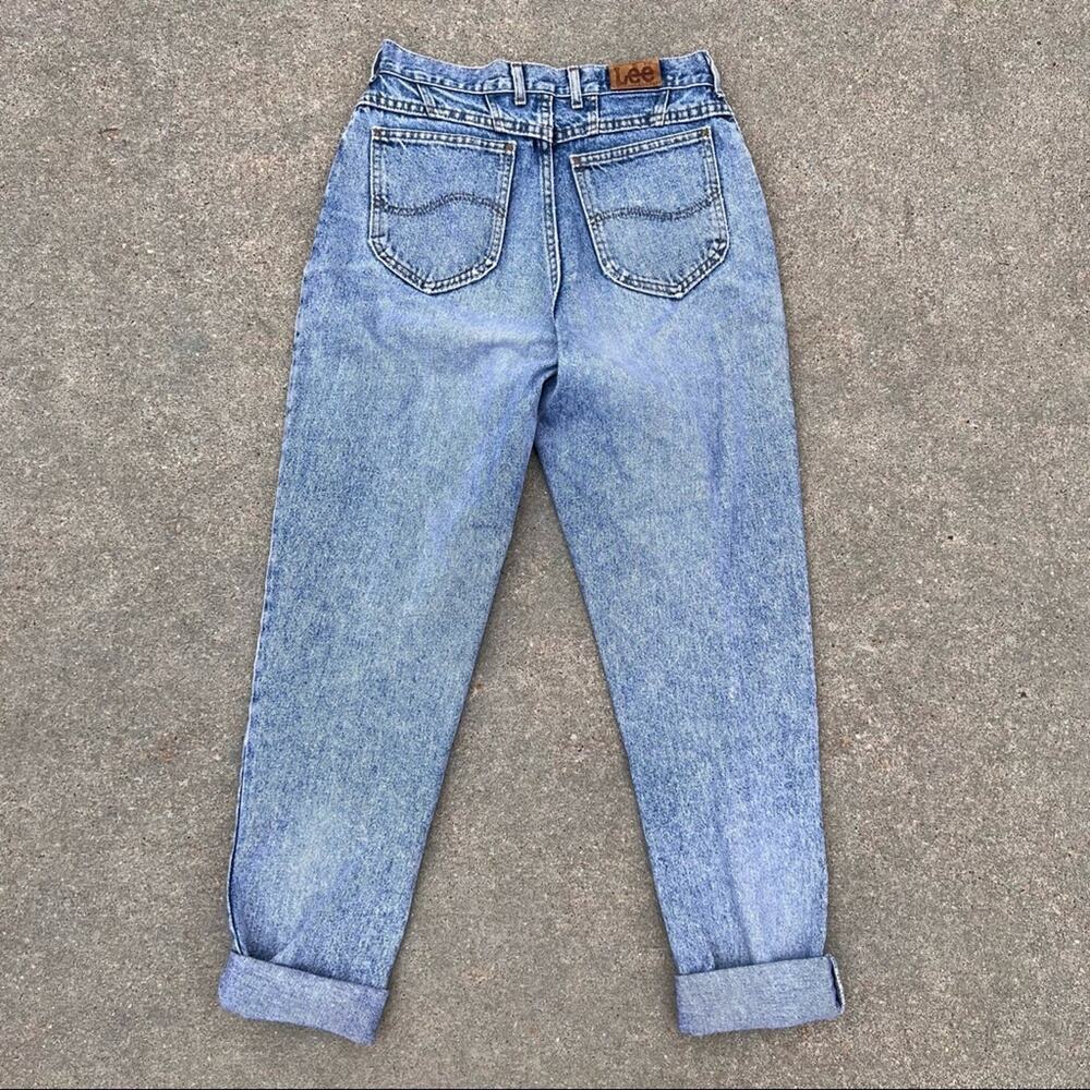 Vintage 80s Lee Stonewashed acid washed high rise wedgy fit taper leg mom jeans